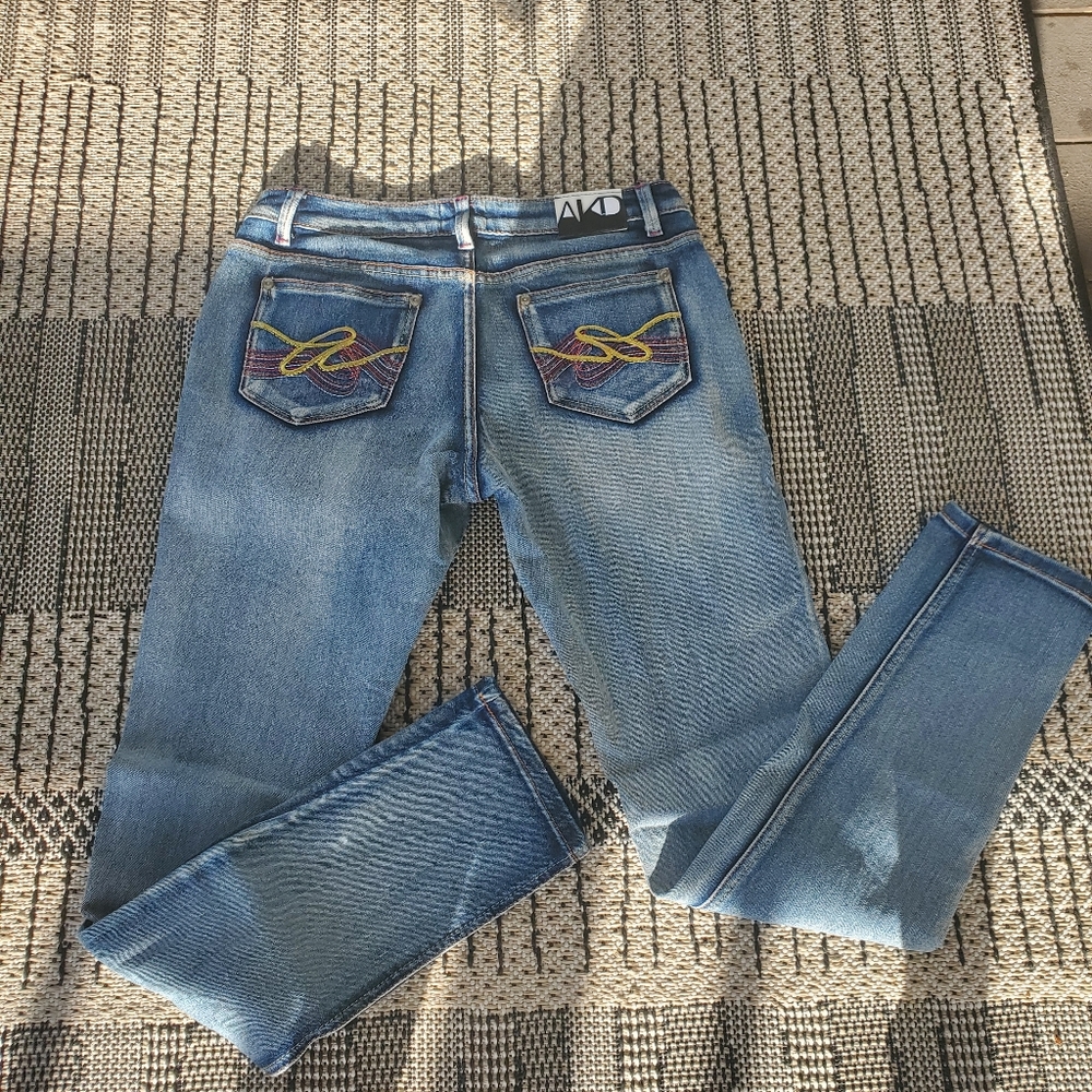 Akademiks skinny jeans